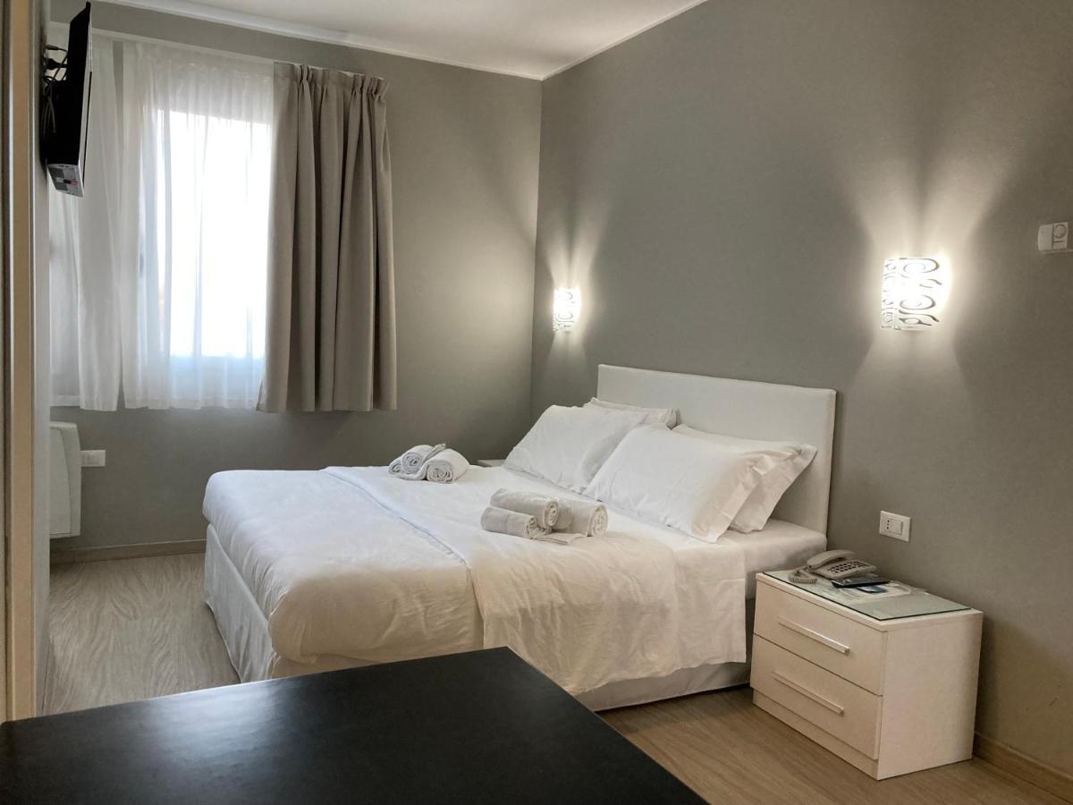 Hotel Primo Кампи Бизенцио Екстериор снимка