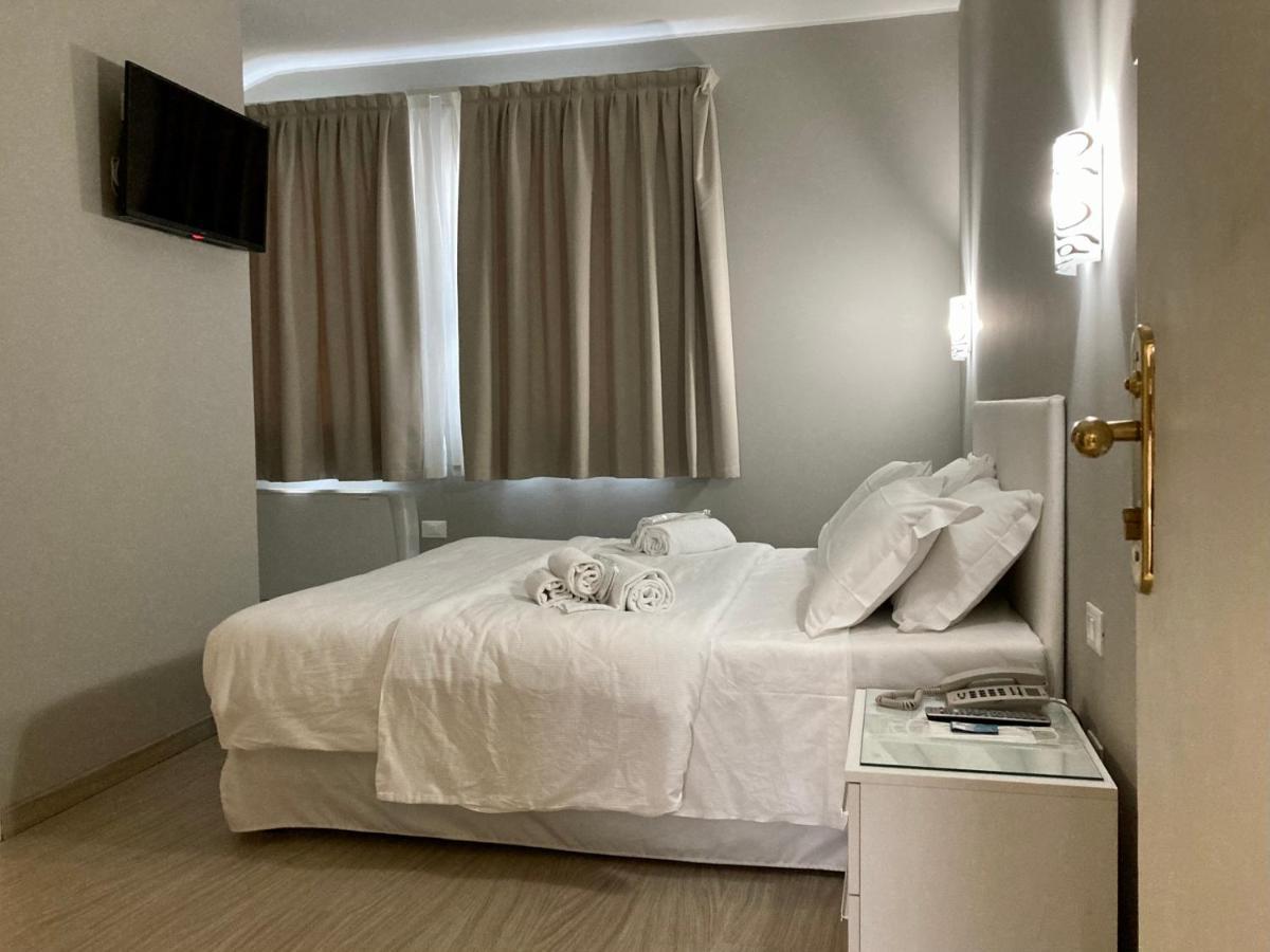Hotel Primo Кампи Бизенцио Екстериор снимка