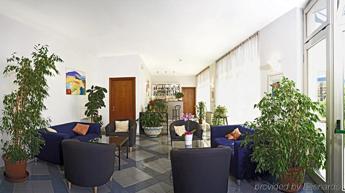 Hotel Primo Кампи Бизенцио Интериор снимка