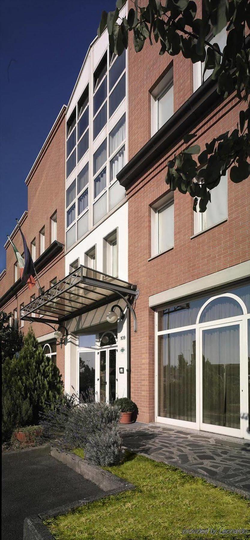 Hotel Primo Кампи Бизенцио Екстериор снимка